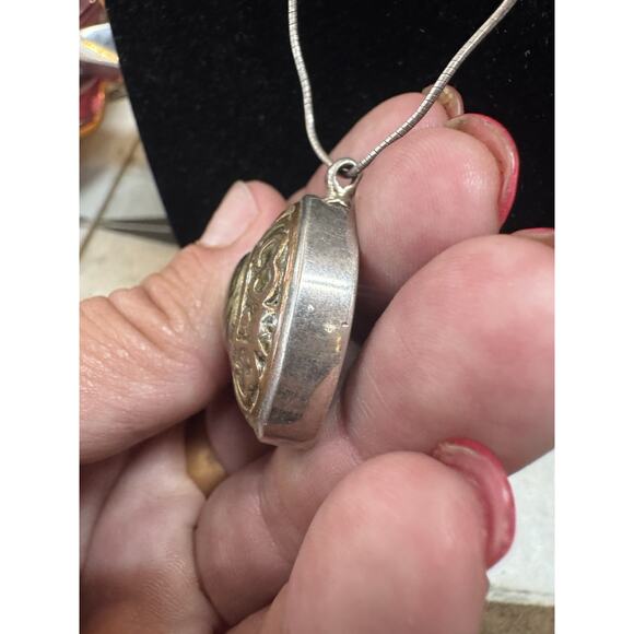 VTG Bronze & Silver Swirl Medallion Pendant on Silver Serpentine Chain Amulet - Picture 3 of 5